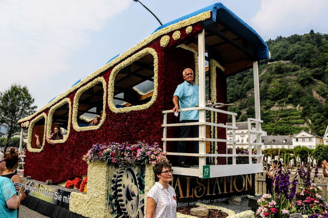 Парад цветов Blumencorso в Бад Эмсе - август 2017