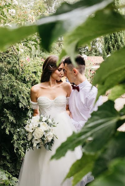 Fotógrafo de casamento Yana Semernina (yanas). Foto de 17 de setembro 2019