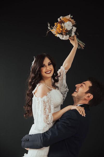 Fotografo di matrimoni Emre Güveri (dogawedding). Foto del 13 settembre 2021