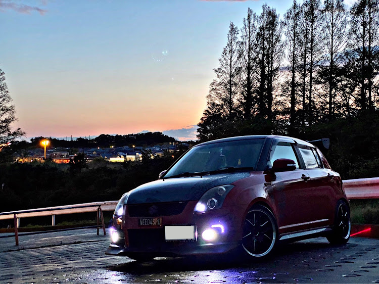 スイフトスポーツのS.H.I.L.I.S.・My Family・#stayhome・自粛生活・今やれる事をやりましょうに関するカスタム事例の投稿画像1枚目