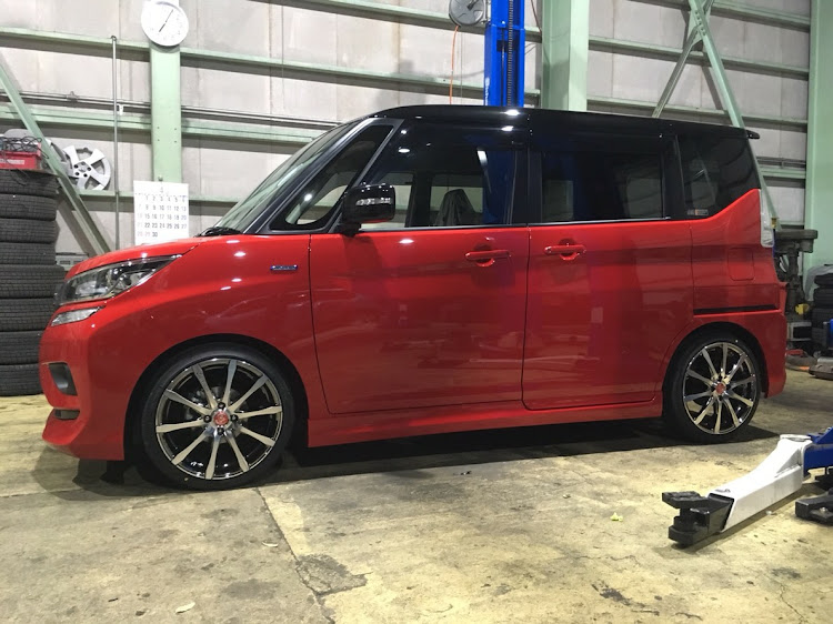 ソリオのホイール交換・洗車・DIY・車内清掃・レッドメモリーに関するカスタム事例の投稿画像6枚目