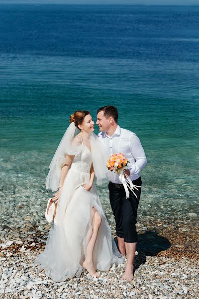 Wedding photographer Elena Skakunova (koluntaeva). Photo of 7 May 2017