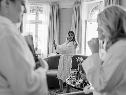 Wedding photographer Olena Markstedt (chaikomarkstedt). Photo of 11 October 2023