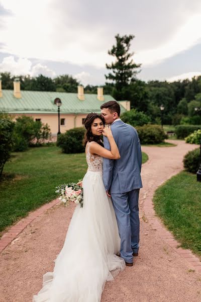 Fotógrafo de casamento Anastasiya Romanyuk (id81839). Foto de 15 de agosto 2018