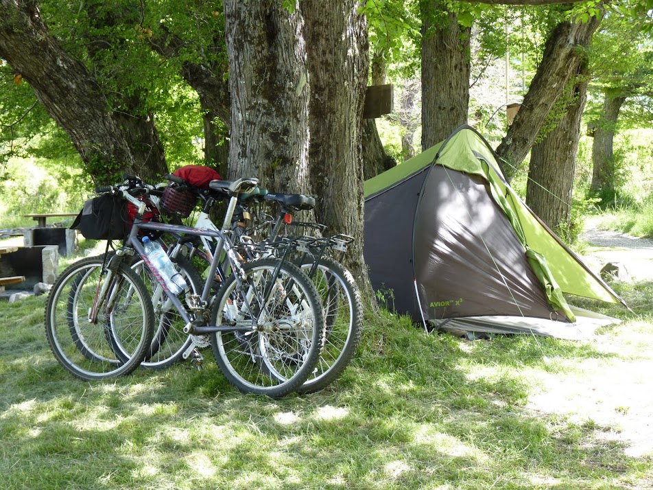 Camping Lago Falkner