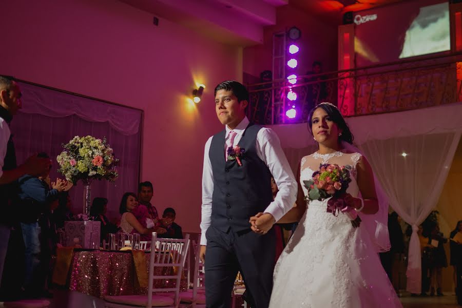 Fotógrafo de casamento Mario Alberto Flores Gutierrez (albertoflores). Foto de 5 de janeiro 2019