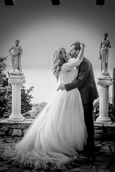 Wedding photographer George Mouratidis (mouratidis). Photo of 16 April 2018