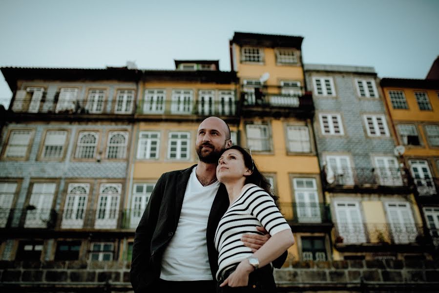 Fotografo di matrimoni Alexandra Sinitaru (thechronicles). Foto del 25 maggio 2019