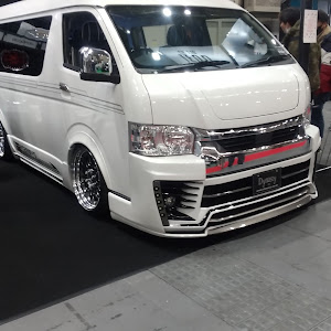 ハイエースバン KDH205V