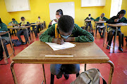 Grade 7 and 12 pupils in eight provinces return to school after lockdown tomorrow, but Western Cape schools opened a week ago as originally planned.  