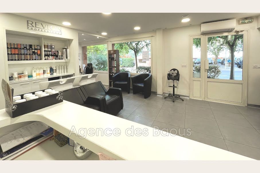 Vente locaux professionnels  50 m² à Gattières (06510), 71 500 €