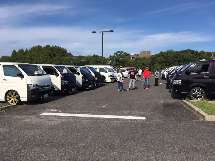 ハイエースバンの200CustomStyle.com・不正改造車保存会・シガオフ会に関するカスタム事例の投稿画像1枚目