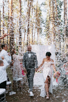 Wedding photographer Mikhail Lyzhenko (lyzhenko). Photo of 11 October 2023