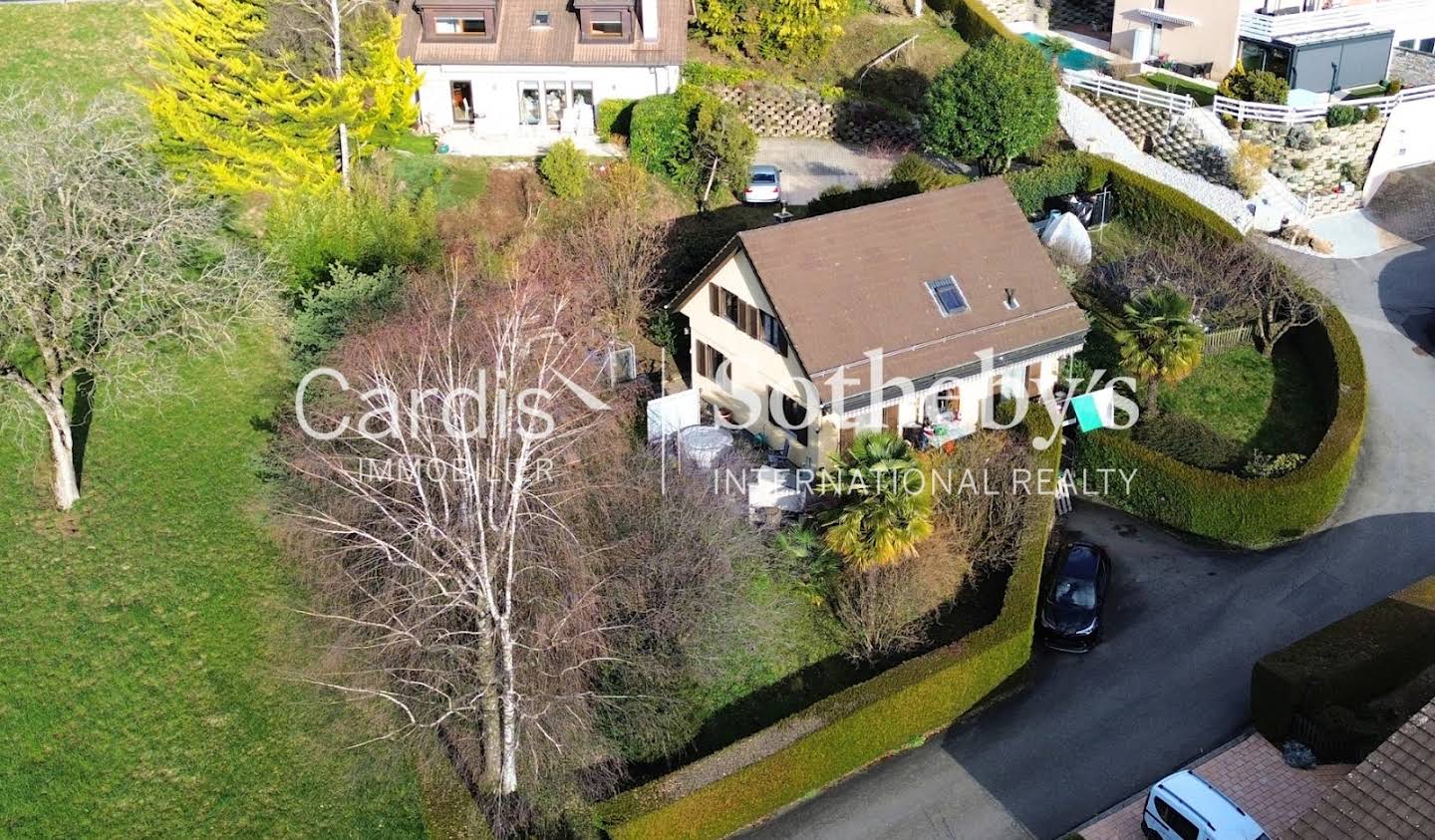 House with garden and terrace Saint-Légier-La Chiésaz