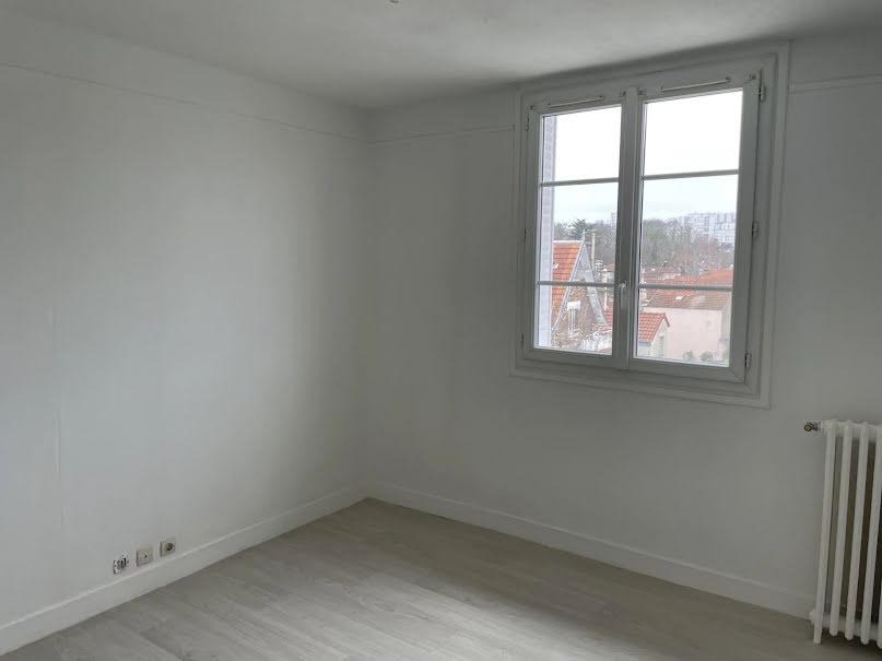 Location  appartement  43 m² à Vitry-sur-Seine (94400), 910 €