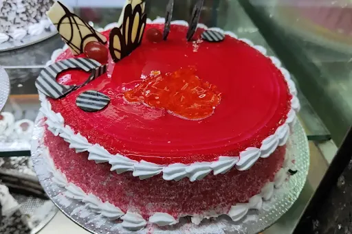 Red Velvet Valentines Day Special Cake [600 Grams]