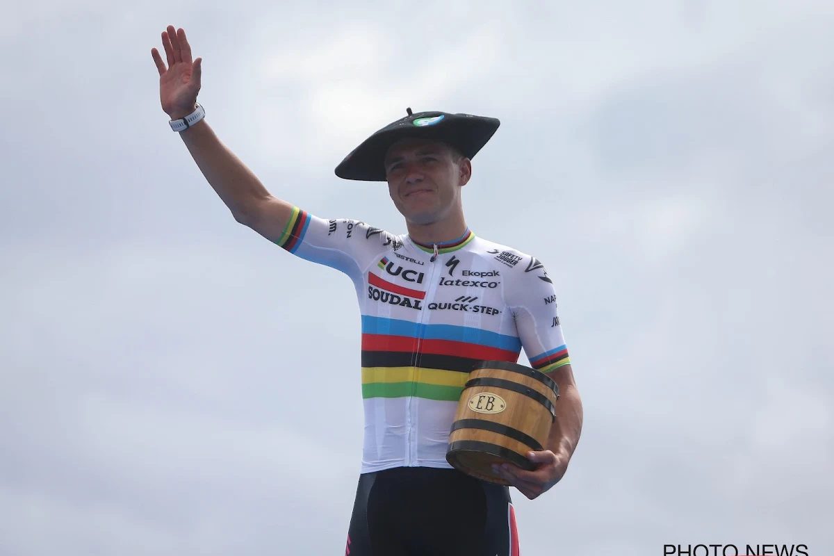 Remco Evenepoel geeft WK-concurrenten nog eens een stevige waarschuwing