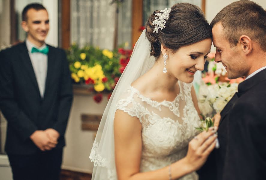 Fotógrafo de casamento Volodimir Vaksman (vaksmanv). Foto de 25 de outubro 2015