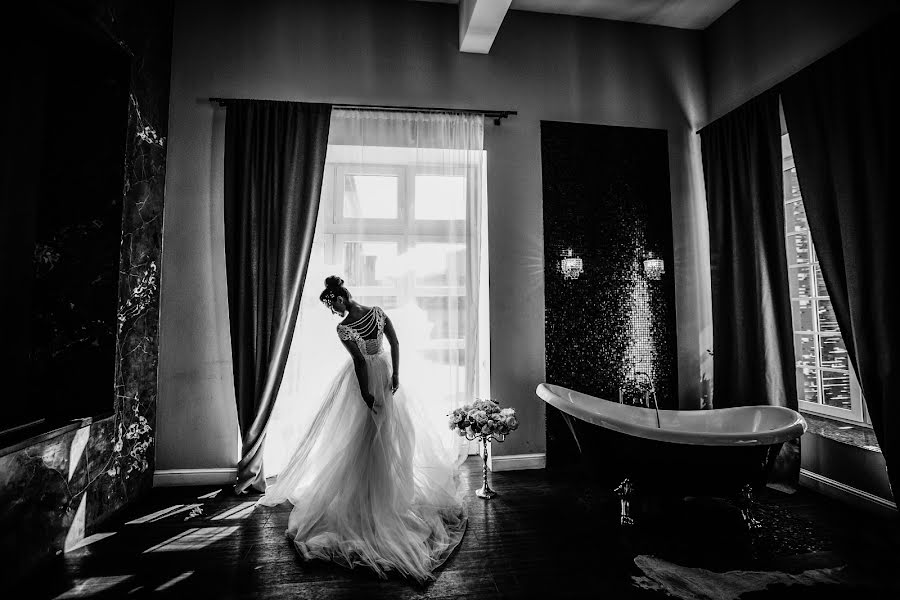 Wedding photographer Yuliya Smolyar (bjjjork). Photo of 28 June 2016