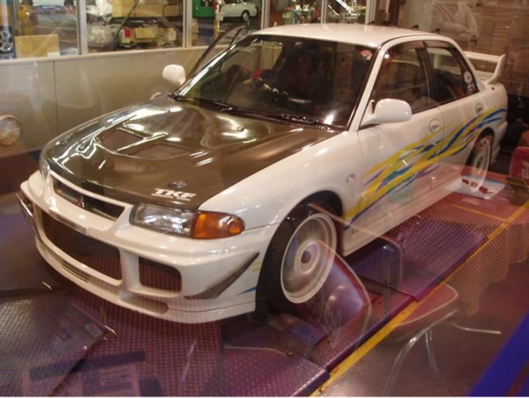 ランサーエボリューションの過去の愛車に関するカスタム事例の投稿画像1枚目