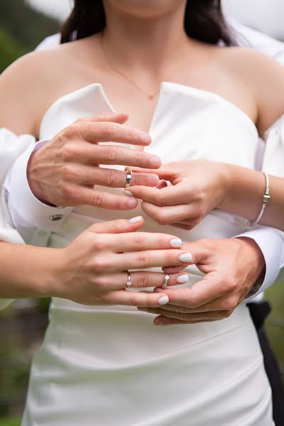 Wedding photographer Yaroslav Orinyak (yarikorynyak). Photo of 27 September 2021