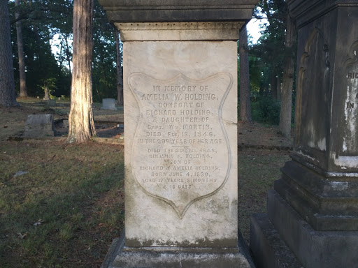 Amelia Holding Memorial