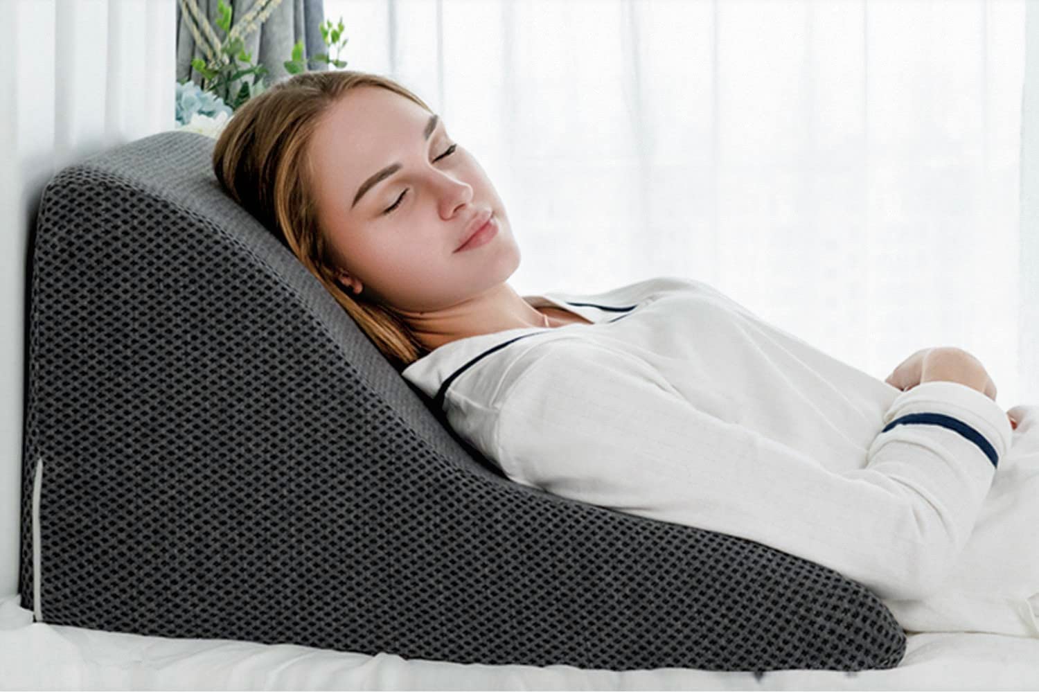 Reembody Method™  4 Ridiculously Comfortable Positions for Sleep