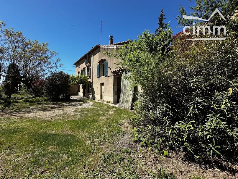 Vente propriété 6 pièces 270 m² à Malemort-du-Comtat (84570), 297 000 €