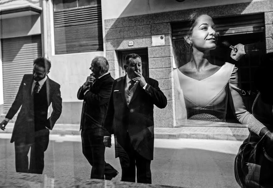 結婚式の写真家Rafa Martell (fotoalpunto)。2016 5月27日の写真