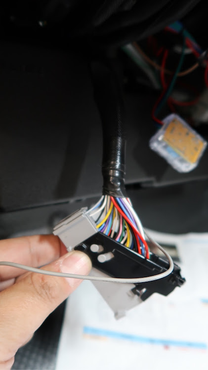 ハイエースバンの楽天スーパーセールでお得に・DIY・ハイエースちょい上げ・オートライトキット取付に関するカスタム事例の投稿画像8枚目