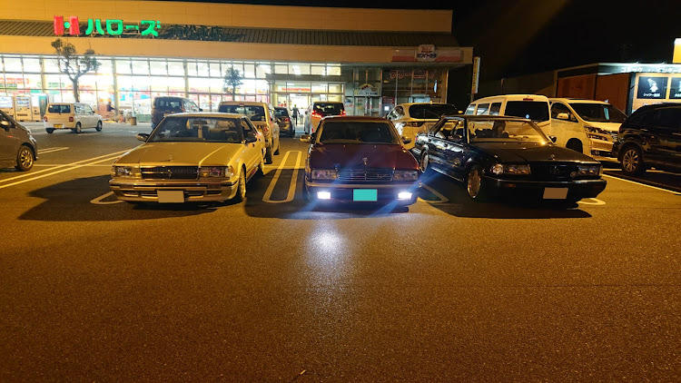 グロリアのY31シーマ・Y31セドリック・Y31グロリアに関するカスタム事例の投稿画像1枚目