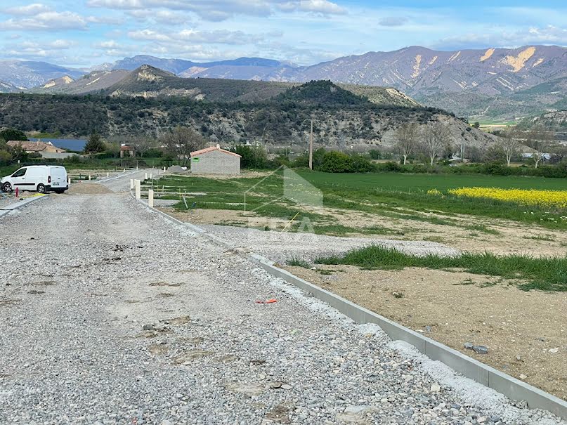 Vente terrain  458 m² à Aubignosc (04200), 84 000 €