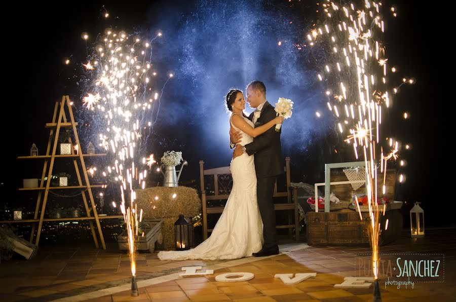 Fotógrafo de bodas Erika Camilo (puertasanchez). Foto del 21 de diciembre 2015