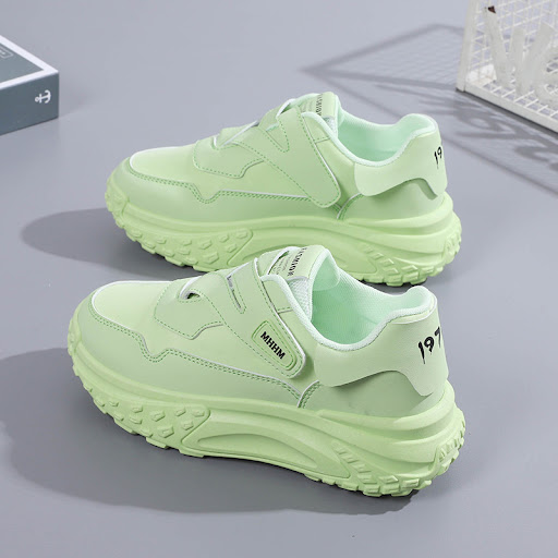 Title 3, Womens Velcro Old Soft Sole Sports Casual Shoe...