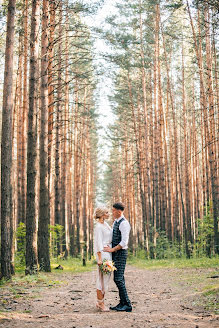 Wedding photographer Kseniya Sisko (ksunechka0404). Photo of 2 April 2019