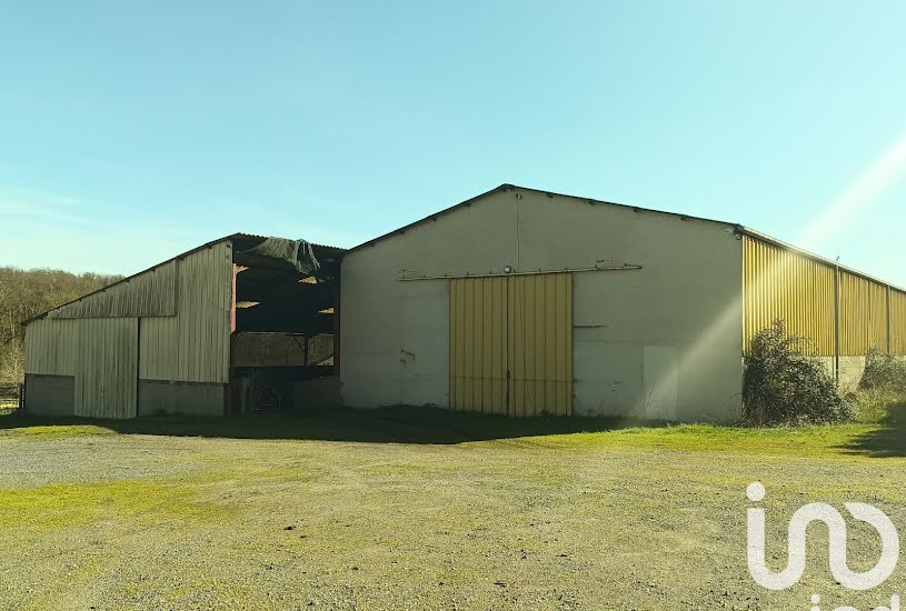  Vente Terrain agricole - 109 776m² à Saulgé (86500) 