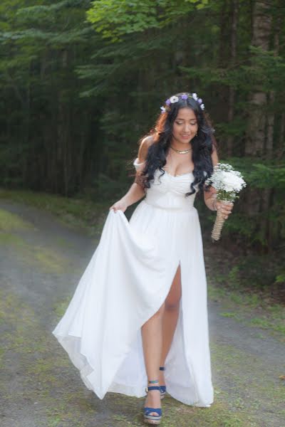 Wedding photographer Marie Lou Dubois (saupharphoto). Photo of 27 April 2019