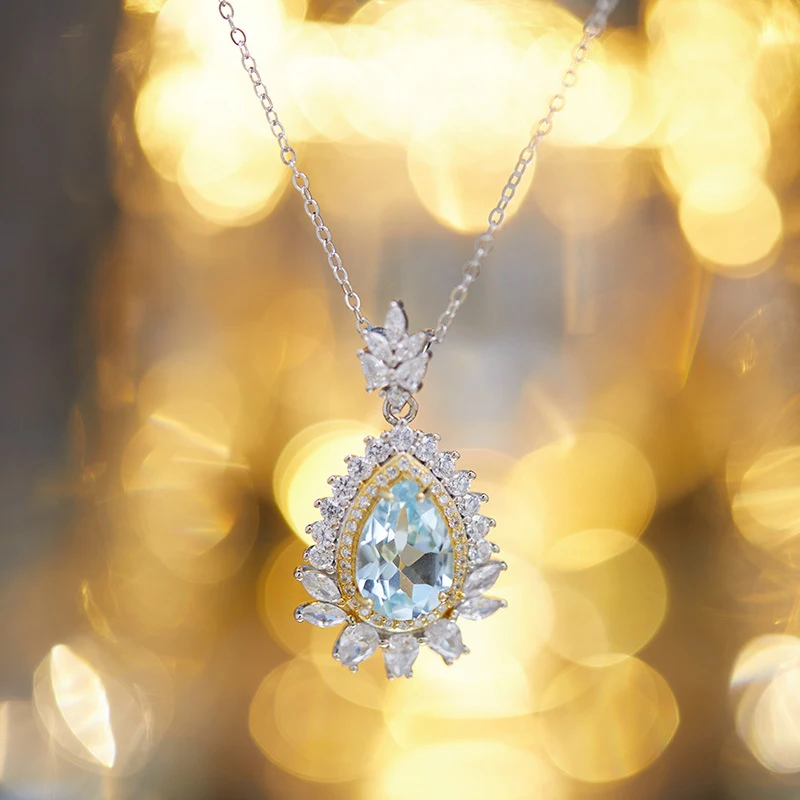 Title 2, Collier Topaze Personnalisé pour Femme, un cade...