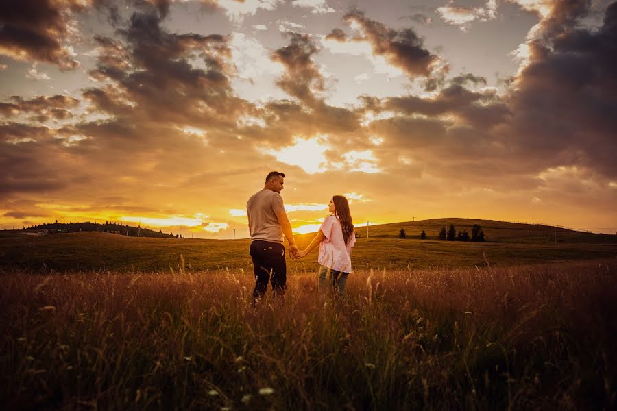 Fotografo di matrimoni Flavius Leu (leuflavius). Foto del 25 agosto 2019