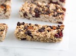 Soft and Chewy Granola Bars Recipe was pinched from <a href="http://www.inspiredtaste.net/21462/soft-and-chewy-granola-bars-recipe/" target="_blank">www.inspiredtaste.net.</a>