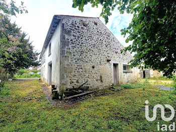 maison à Nieul-lès-Saintes (17)