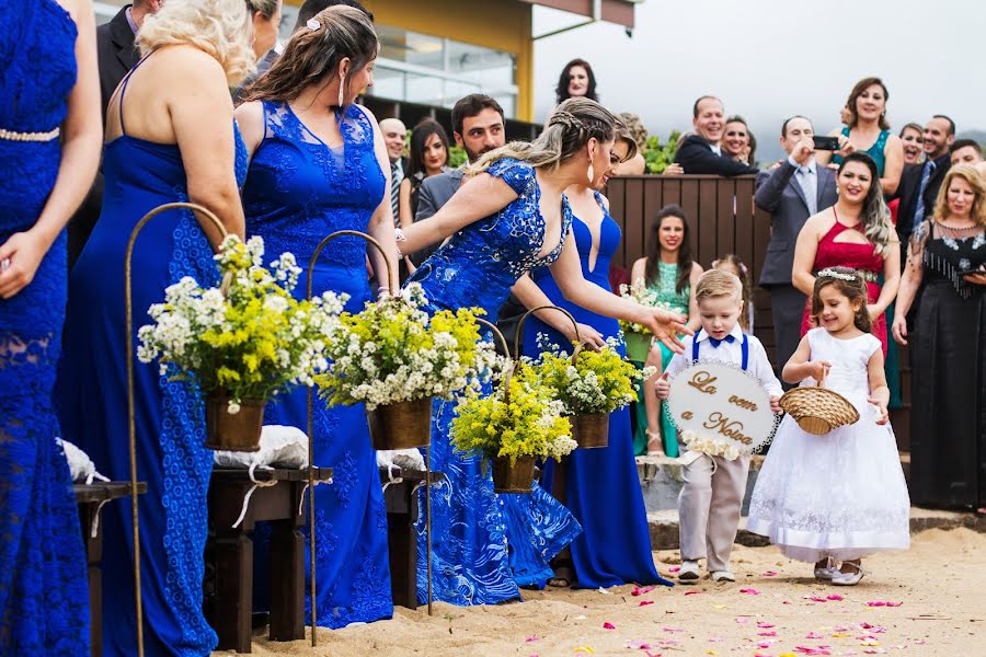 Fotografo di matrimoni Lidiane Bernardo (lidianebernardo). Foto del 29 novembre 2019