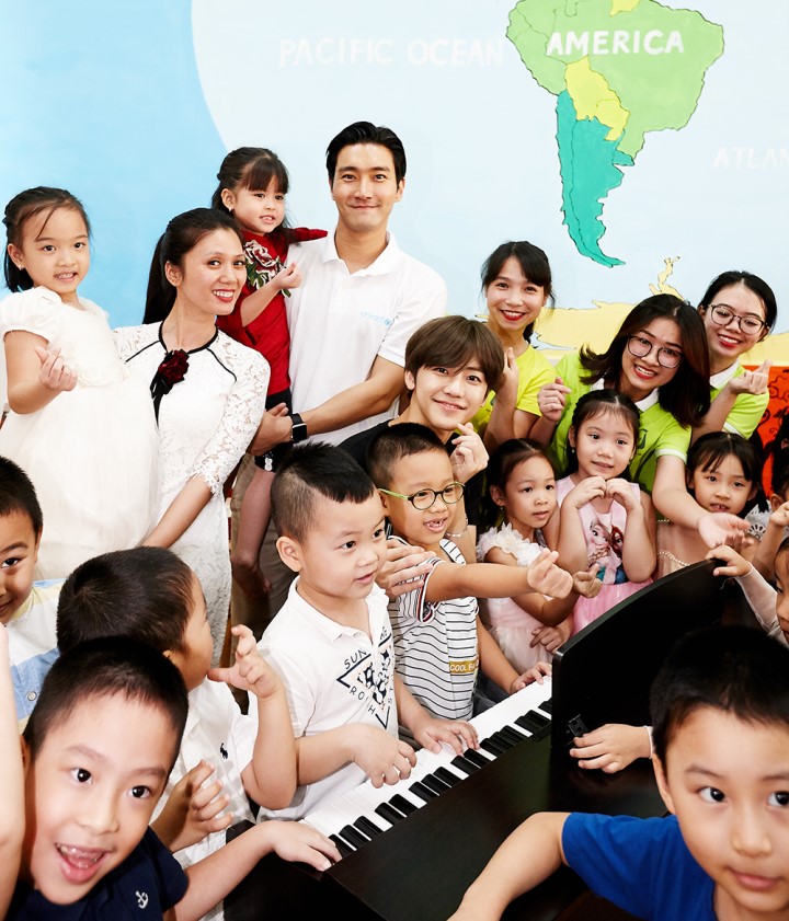 TVXQ! SMTOWN GIFTSHOP KOREA OFFICIAL GOODS SMile for U UNICEF BRACELET NEW