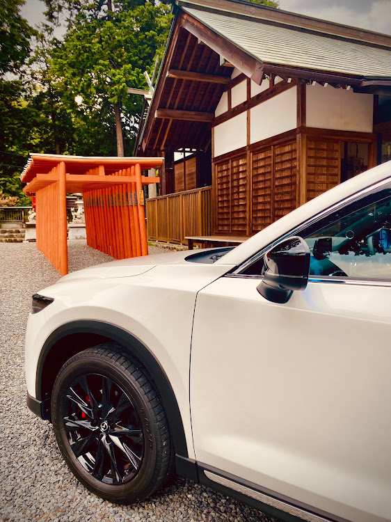 CX-8のcx-8・鳥居コラボ・７月もよろしくお願いいたします・いつもいいね＆コメントありがとうございます・撮影スポット探しに関するカスタム事例の投稿画像3枚目