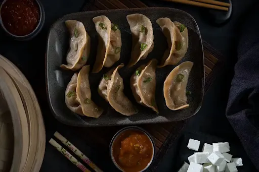 Veg Steamed Momos