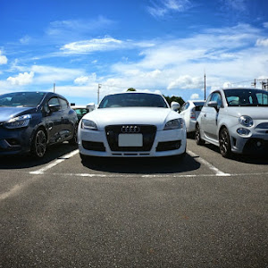 TT