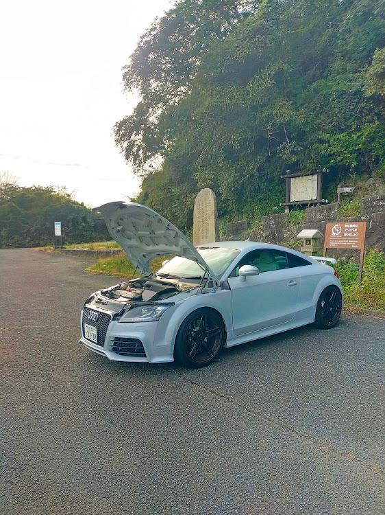 TT RS クーペの椿ライン・木箱に関するカスタム事例の投稿画像2枚目