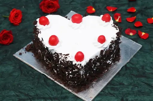 Heart Shape Black Forest Cake Eggless[1kg]