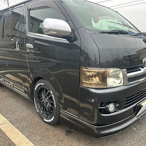 ハイエースバン TRH200V