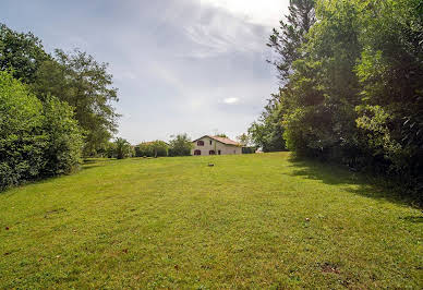 House with garden and terrace 2